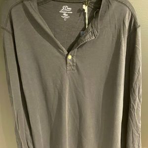 L Jcrew men’s three button black Jersey long sleeve tee